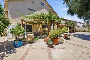 118 E Ave R-3, Palmdale, CA 93550 - Photo 2