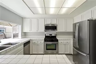 7109 Farralone, Canoga Park, CA 91303 - Photo 18
