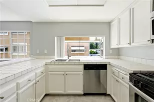7109 Farralone, Canoga Park, CA 91303 - Photo 20