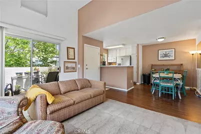 21305 Nandina Lane #201, Newhall, CA 91321 - Photo 8