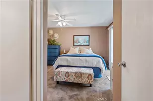 21305 Nandina Ln, Newhall, CA 91321 - Photo 16