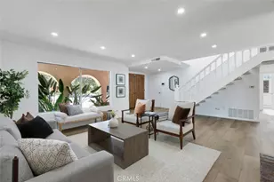 18201 Erwin St, Tarzana, CA 91335 - Photo 6