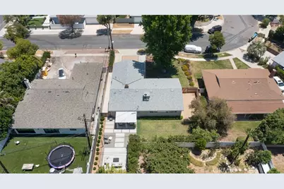 22334 Criswell Street, Woodland Hills, CA 91303 - Photo 40