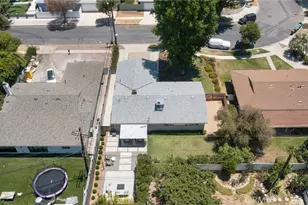 22334 Criswell St, Woodland Hills, CA 91303 - Photo 40