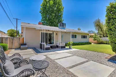 22334 Criswell Street, Woodland Hills, CA 91303 - Photo 28