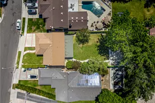 23340 Cedartown, Newhall, CA 91321 - Photo 50