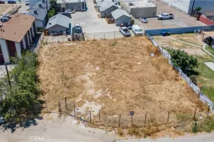 127 K, Bakersfield, CA 93304 - Photo 1