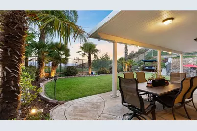 22238 Evening Star Court, Saugus, CA 91390 - Photo 4