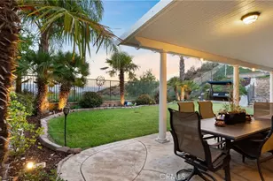 22238 Evening Star Ct, Saugus, CA 91390 - Photo 4