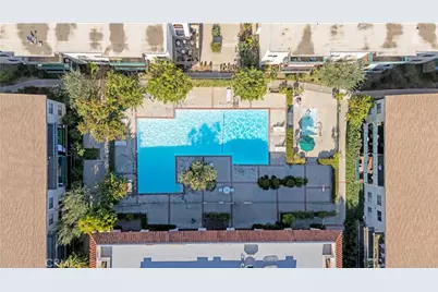 5460 White Oak Avenue #E129, Encino, CA 91316 - Photo 20