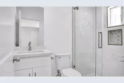7032 Penfield, Winnetka, CA 91306 - Photo 36