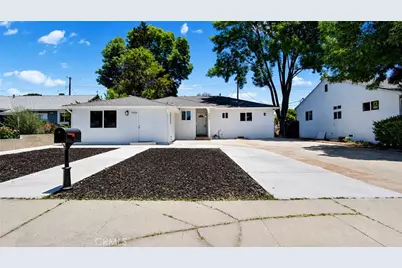 7032 Penfield, Winnetka, CA 91306 - Photo 2