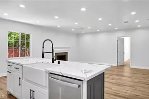 7032 Penfield, Winnetka, CA 91306 - Photo 10