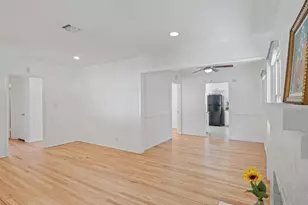 15460 Sylvan St, Van Nuys, CA 91411 - Photo 12