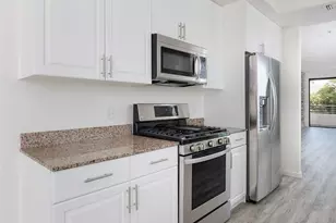 1935 Malcolm Ave, Los Angeles, CA 90025 - Photo 60