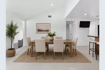21025 Blythe Street, Canoga Park, CA 91304 - Photo 14