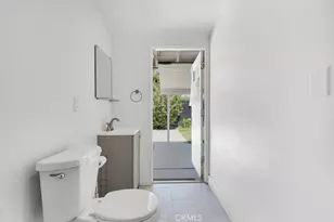 21025 Blythe St, Canoga Park, CA 91304 - Photo 28