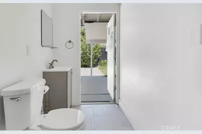 21025 Blythe Street, Canoga Park, CA 91304 - Photo 30