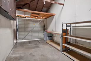 225 W Center St, Ventura, CA 93001 - Photo 18