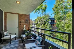 4727 Park Encino Ln, Encino, CA 91436 - Photo 8