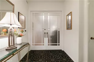 4727 Park Encino Ln, Encino, CA 91436 - Photo 2