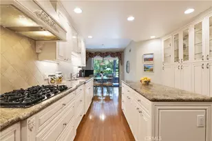 4727 Park Encino Ln, Encino, CA 91436 - Photo 14