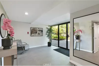 4727 Park Encino Lane #230, Encino, CA 91436 - Photo 2