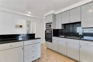 7029 Arizona Ave, Los Angeles, CA 90045 - Photo 10