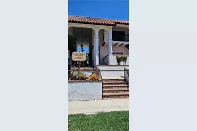 10030 Owensmouth #24, Chatsworth, CA 91311 - Photo 2