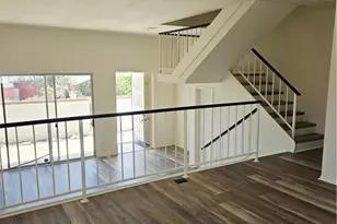 10030 Owensmouth, Chatsworth, CA 91311 - Photo 10