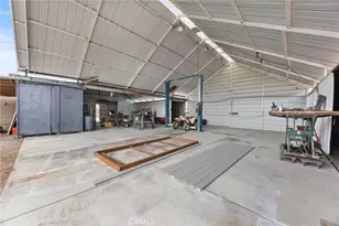 10906 Dee Dee Ave, Bakersfield, CA 93312 - Photo 44