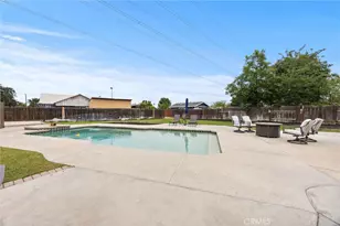 10906 Dee Dee Ave, Bakersfield, CA 93312 - Photo 34
