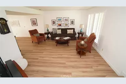 24253 La Glorita Circle, Newhall, CA 91321 - Photo 8