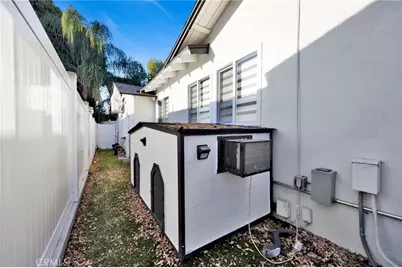 19116 Napa Street, Northridge, CA 91324 - Photo 36