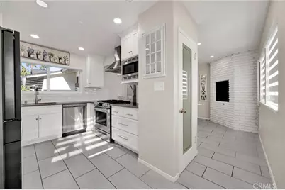 19116 Napa Street, Northridge, CA 91324 - Photo 28