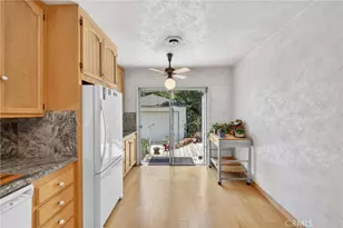 15136 Clark St, Sherman Oaks, CA 91411 - Photo 16