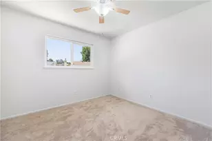 28020 Newbird Dr, Saugus, CA 91350 - Photo 22