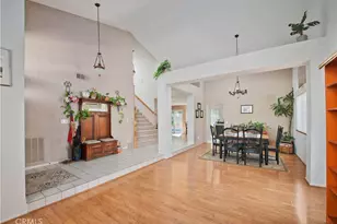 28722 Darrow, Saugus, CA 91390 - Photo 4