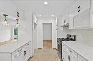 20132 Kinzie St, Chatsworth, CA 91311 - Photo 12