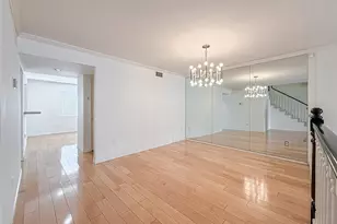 18100 Burbank Blvd, Tarzana, CA 91356 - Photo 6