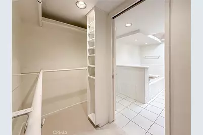 18100 Burbank Boulevard #24, Tarzana, CA 91356 - Photo 22
