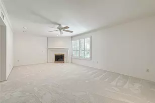 18100 Burbank Blvd, Tarzana, CA 91356 - Photo 16