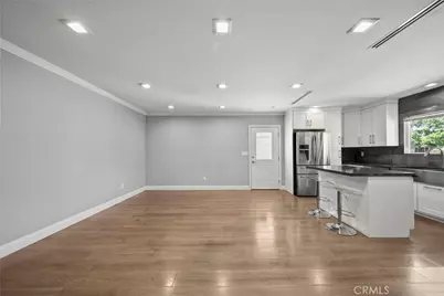 7720 Ensign Avenue, Los Angeles, CA 91352 - Photo 6