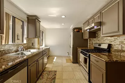 8933 Willis #15, Panorama City, CA 91402 - Photo 10