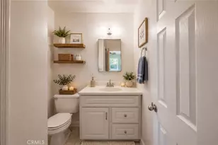 8101 Delco, Winnetka, CA 91306 - Photo 36