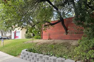 26096 Adamor Rd, Calabasas, CA 91302 - Photo 64