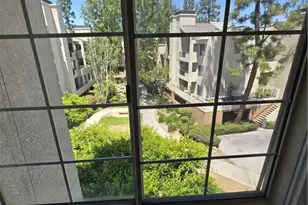 5520 Owensmouth Ave, Woodland Hills, CA 91367 - Photo 26