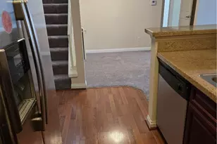 5520 Owensmouth Ave, Woodland Hills, CA 91367 - Photo 8