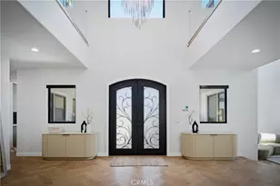 17437 Oak Creek Ct, Encino, CA 91316 - Photo 6