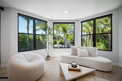 17437 Oak Creek Court, Encino, CA 91316 - Photo 28